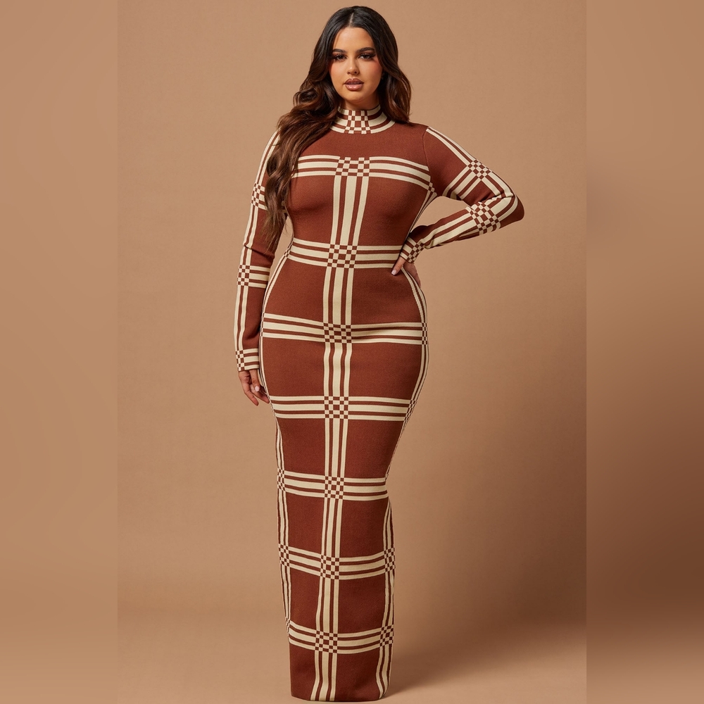 Nova LUXE Claudia knit maxi dress